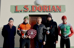 L-R Philip Kerley (Cuchulainn CC) Neill Delahaye (Fix Rouleurs), Mickey Clarke (Carrick Cycles - Sponsor), Ian Inglis (Black Rose) & Liam Dolan (Cuchulainn CC)